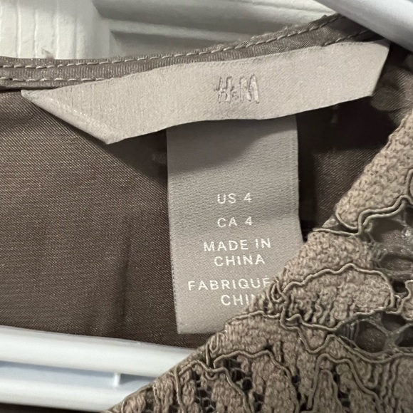 H&M dress - Picture 2 of 2